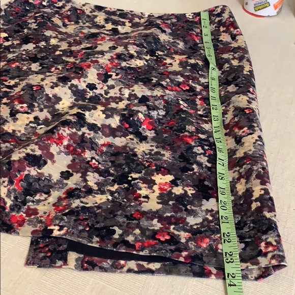 TALBOTS Beautiful Skirt - Picture 9 of 10